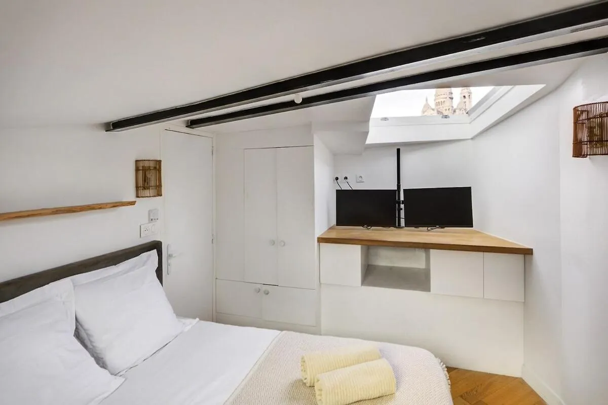 Le Loft Montmartre Apartment Paris France